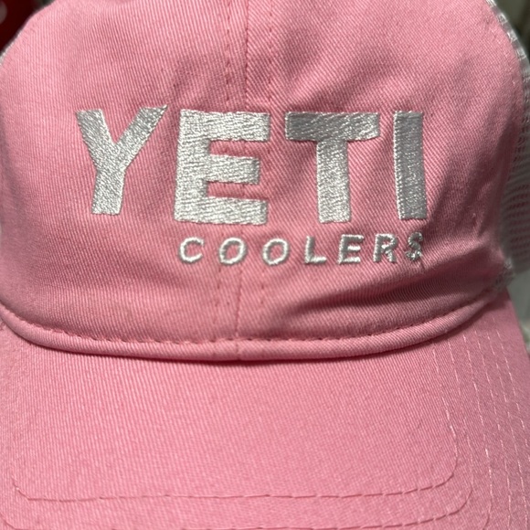 YETI Coolers women’s pink adjustable trucker cap - Picture 2 of 6